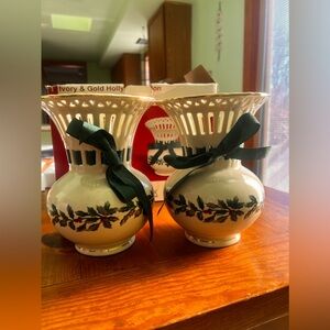Ivory & Gold Holly Collection Vases 🎄